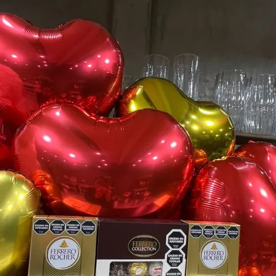 Box peluche corazon te amo con chocolates y globos xxl 
